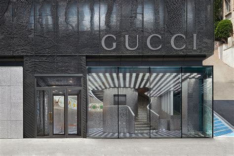 perchè comprare una gucci|famiglia gucci wikipedia.